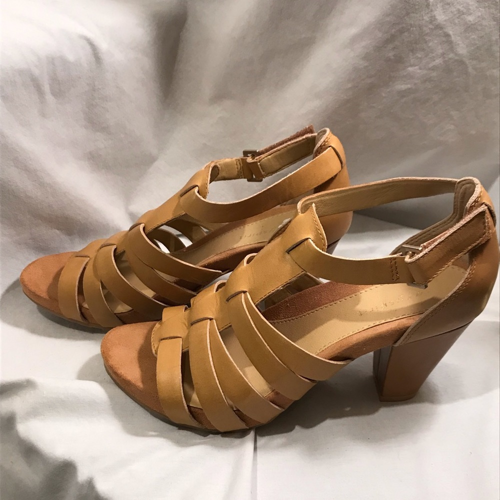 Brown/Beige Summer Heels/Sandals Sz 8.5 NIB